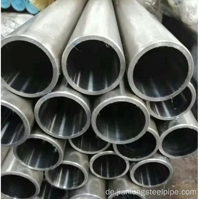 Kohlenstoffstahlrohr und Quiltrohr